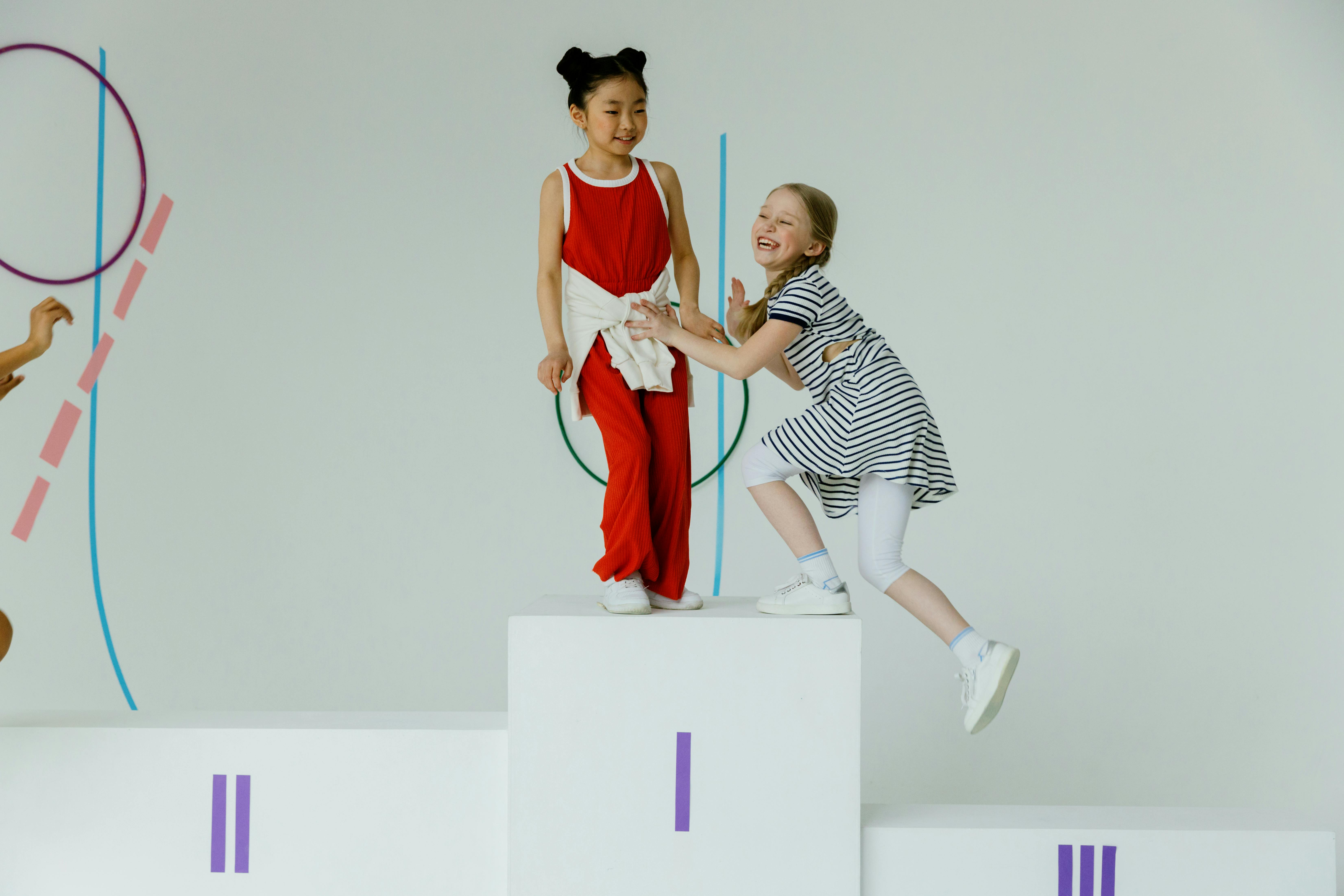 电影质感海报风格图